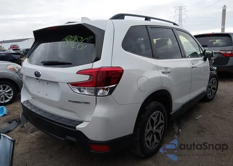 2020 Subaru Forester Premium z USA, uszkodzony, nr VIN JF2SKAJC7LH425143